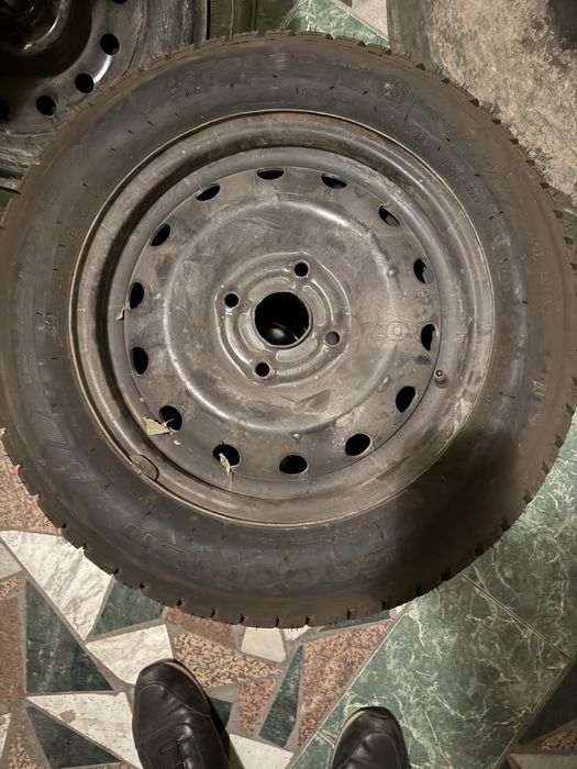 Прадается g-force stud potation BFGoodrich 195/60 Р15 балон