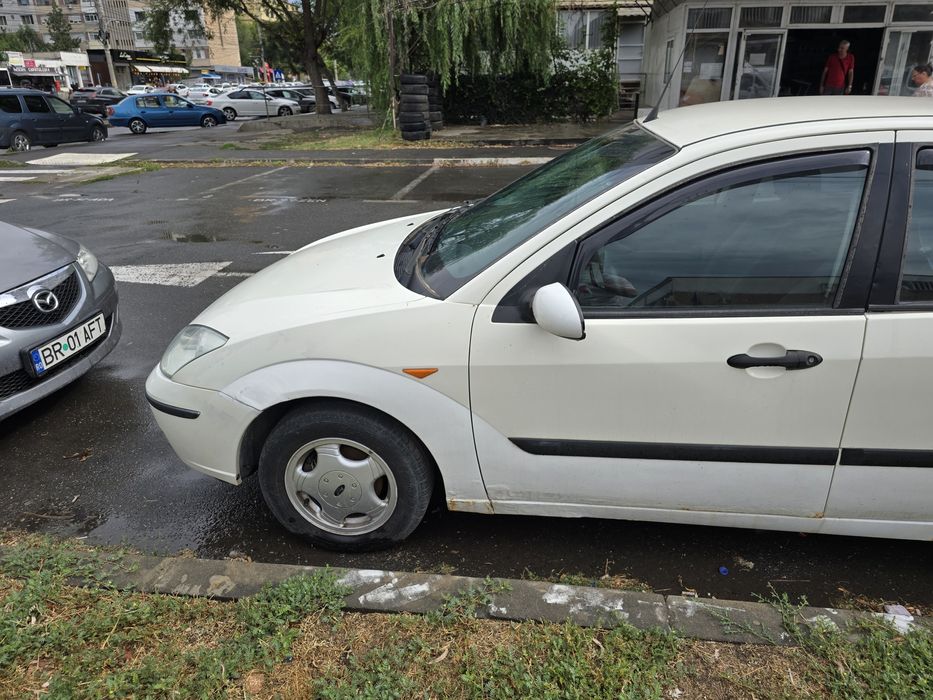 Vând Ford Focus mk1 2004