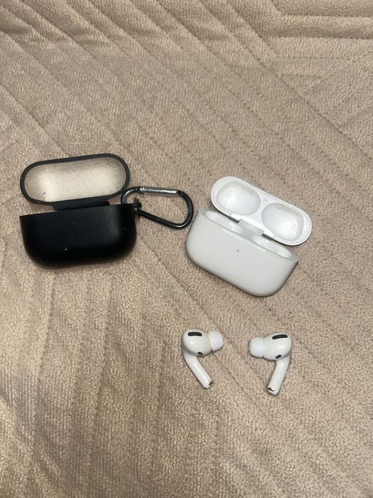 Продам AirPods Pro оригинал