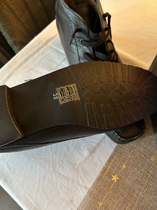 Боти от тъмно-сива кожа с вълнен каракул - р-р 39, дамски