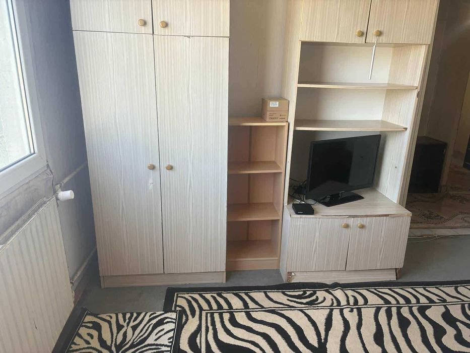 Продава се Двустаен апартамент в Плевен, Идеален център - 62 кв.м за 1210 €/кв.м - Снимка #2