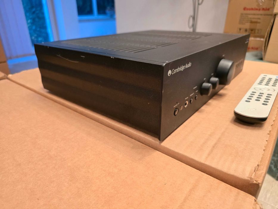 Amplificator Cambridge Audio Azur A640 V2 integrated Amplifier (UK)