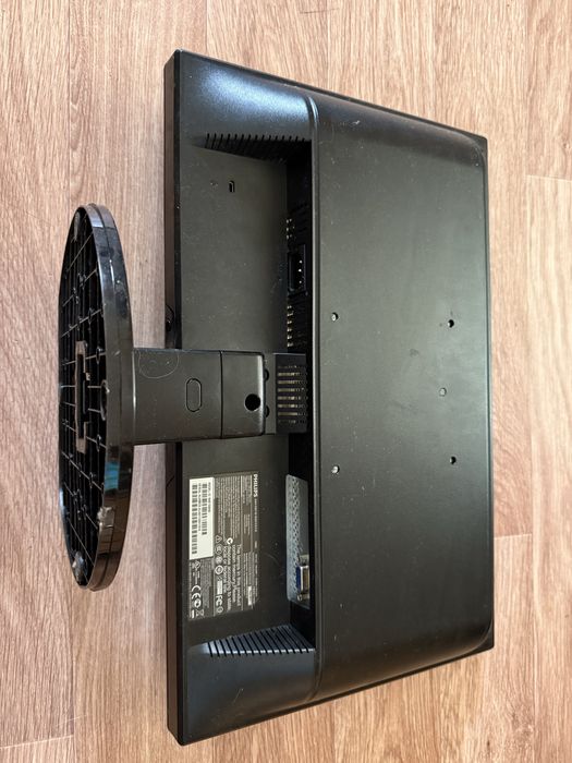 продам монитор от philips