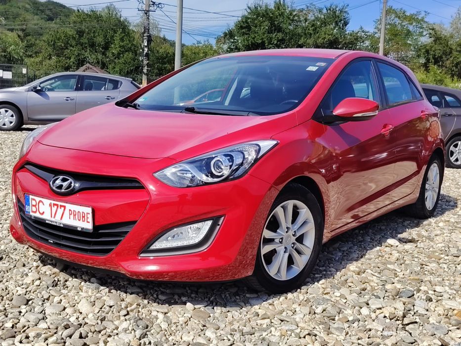 Hyundai i30 1.4 CRDi| Euro 5 | LED | GARANTIE| RATE CU AVANS 0!