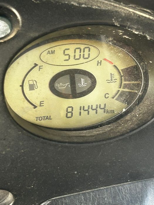 Honda silverwing 600.
