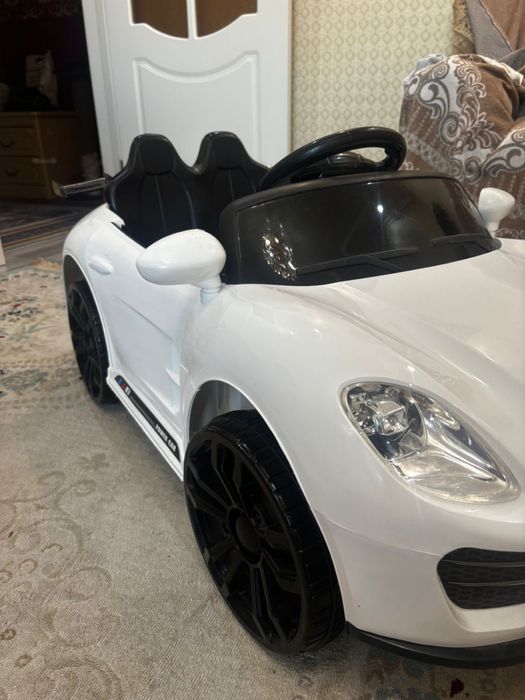 Машина на пульте управления