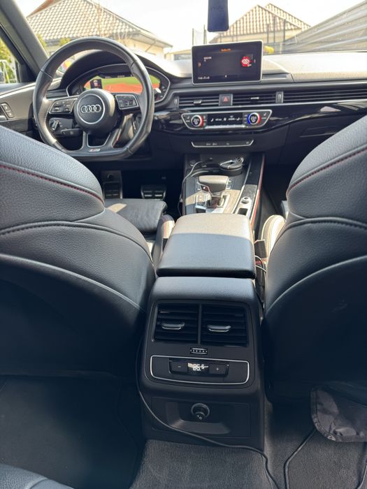 Audi A4B9 s-line virtual cockpit 2.0 150 cp automat full led