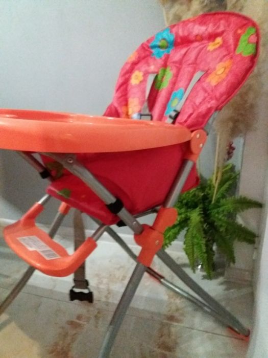 НОВО столче за кола