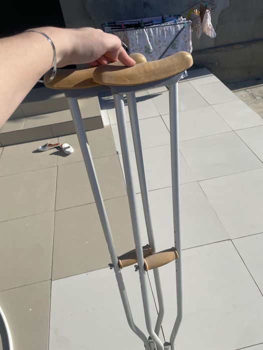 Балтак ( костыли )