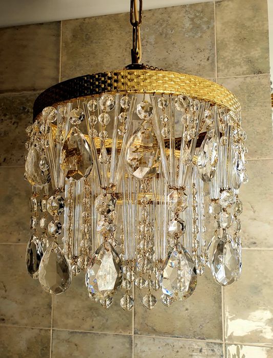 Прекрасные Люстры на одну лампочку