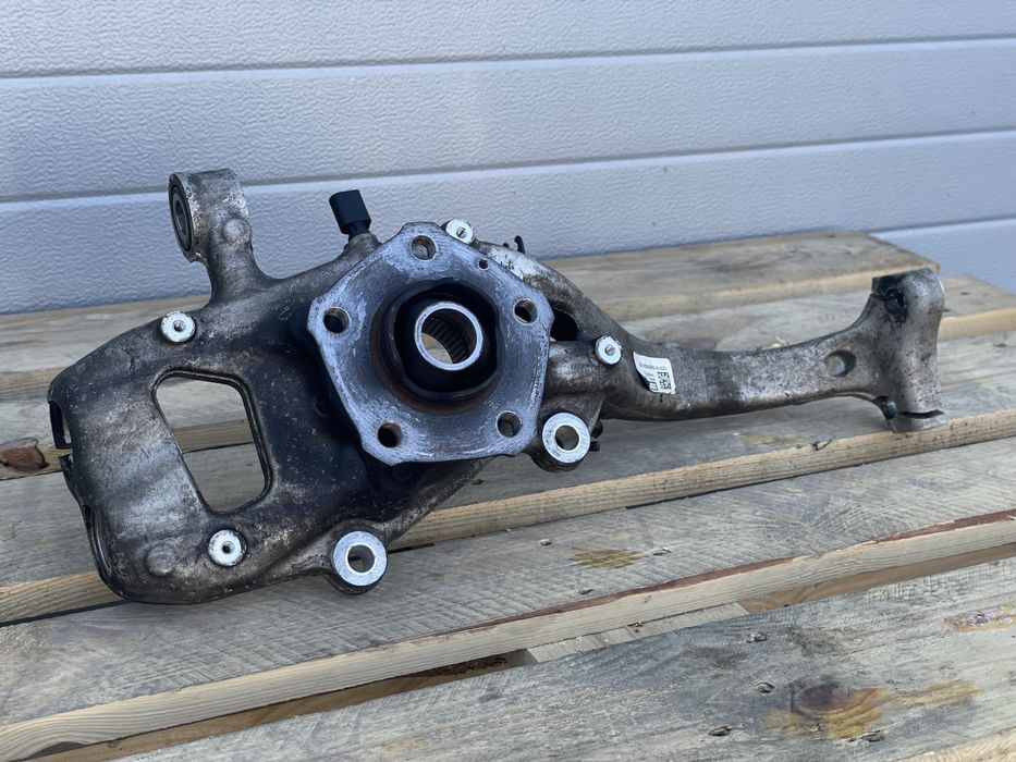 Преден ляв шенкел AUDI Q5 / SQ5 80A407559