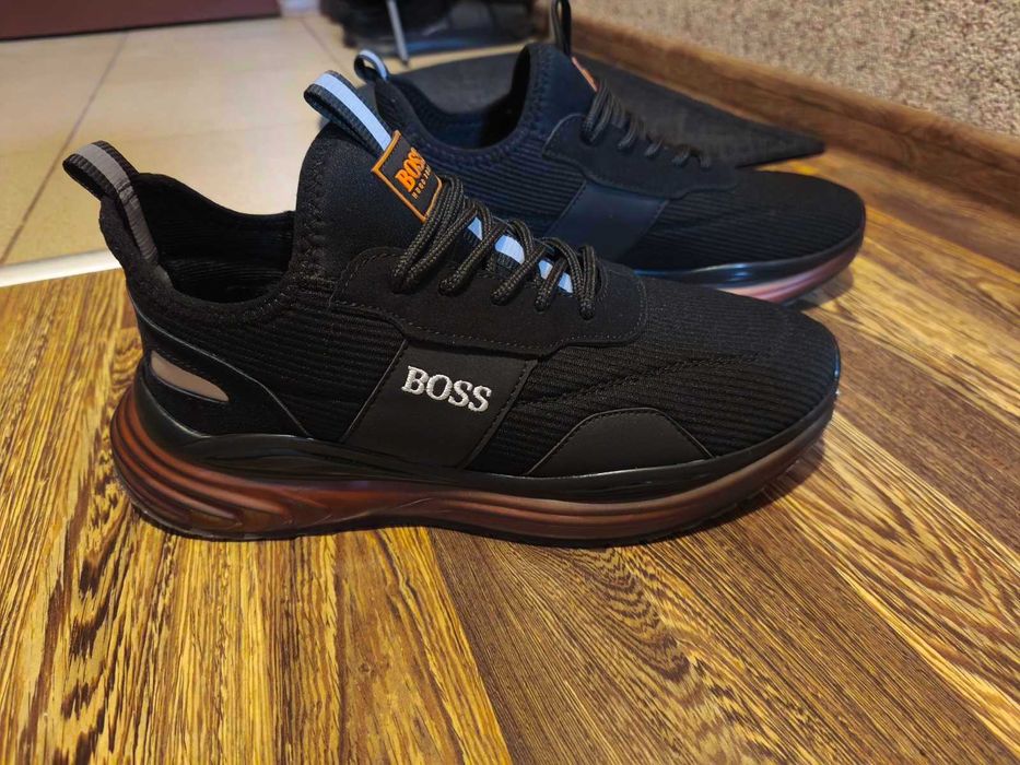 Мъжки маратонки 43 номер