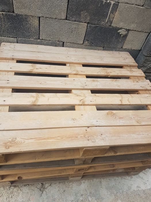 Продам паллеты 5 шт