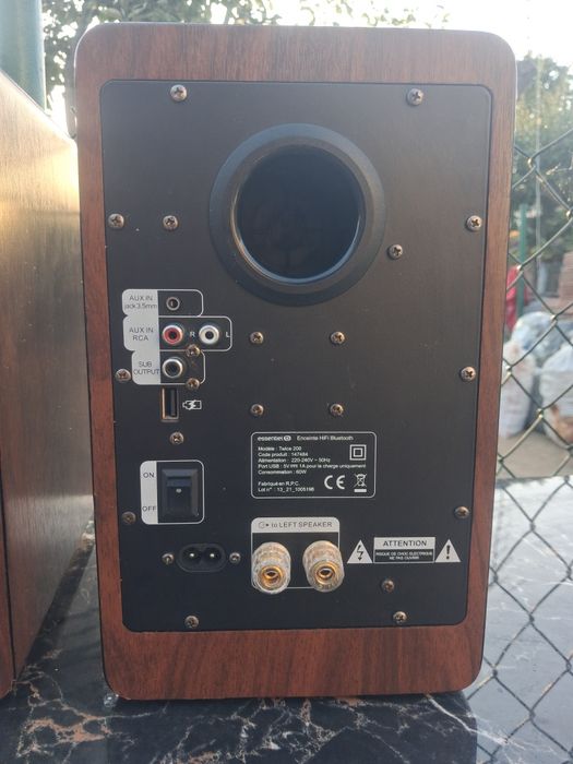 boxe cu Bluetooth