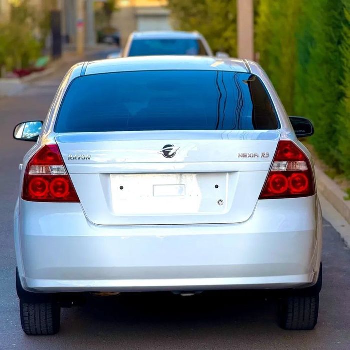Ravon export variant Nexia 3 avtomat full SROCHNO