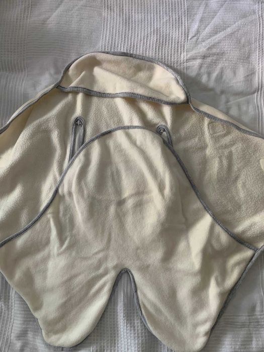 Red Castle многофункционална пелена за момиче или момче