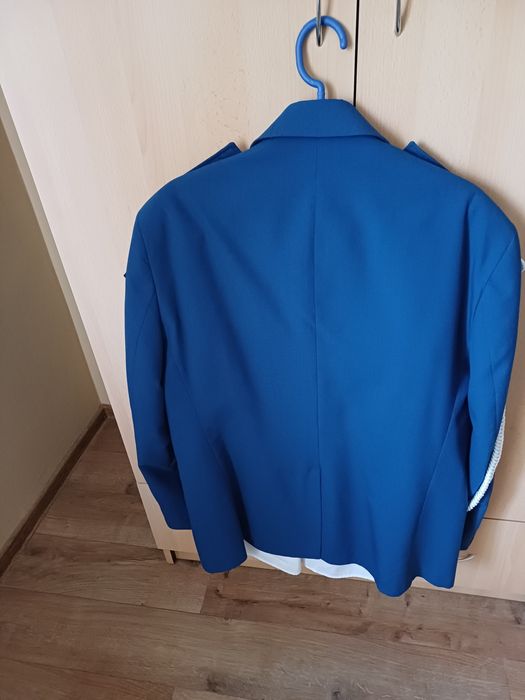 Vând costum ceremonie
