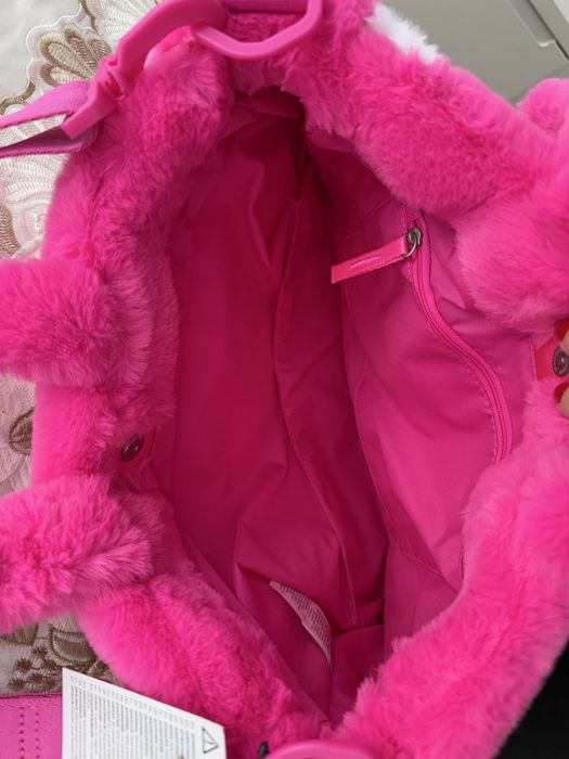 Чисто нова цикламена плюшена чанта Nike