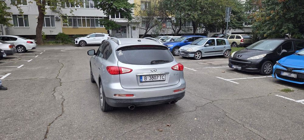 Infiniti EX 35 300 к. с.
