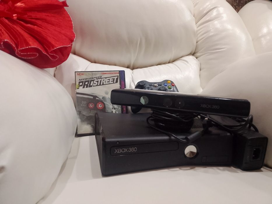Продам Xbox 360 slim