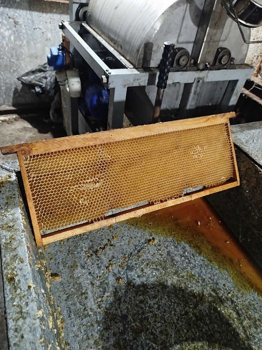 Кошери магазини тенекии