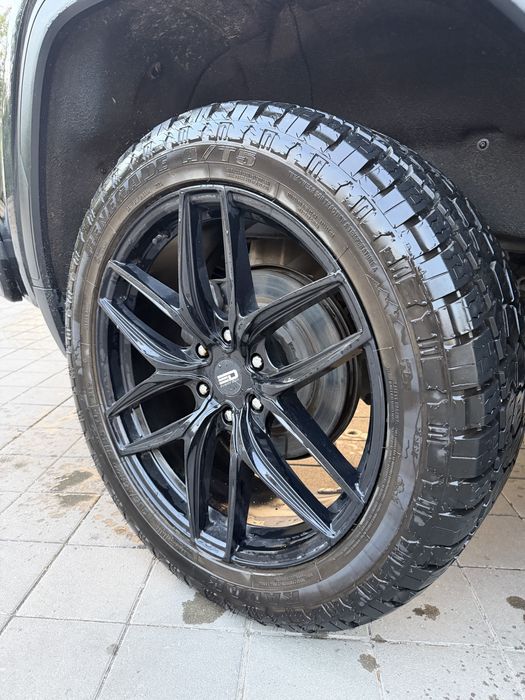 Джанти с всезезонни гуми А/Т 305/45/R22 GMC Sierra