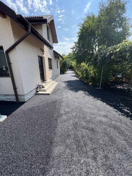 Asfaltare curte Prahova