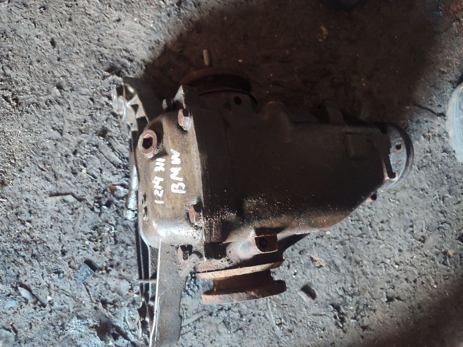 Продам редуктор на БМВ Е38 Е39