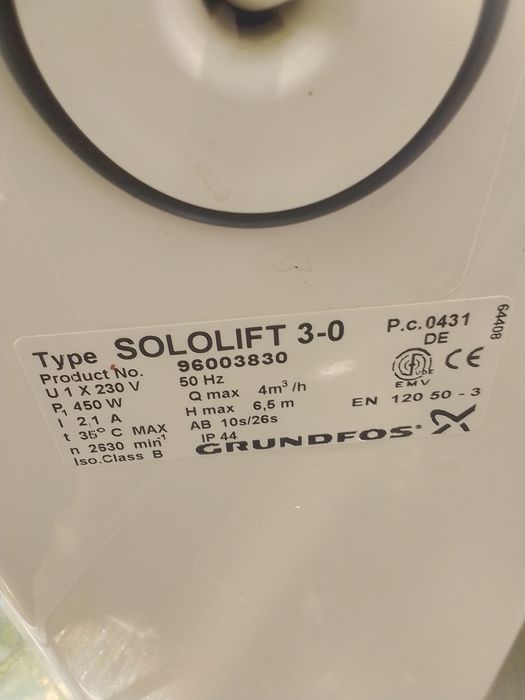 Vând pompă cu tocător grundfos