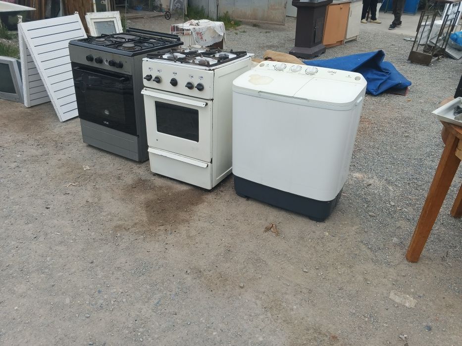 Холодильник лар сотилади