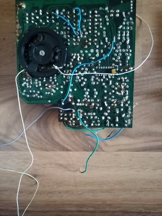 Vând următorul pachet de electronice: RR Solo 500, RR Cosmos, TV colo