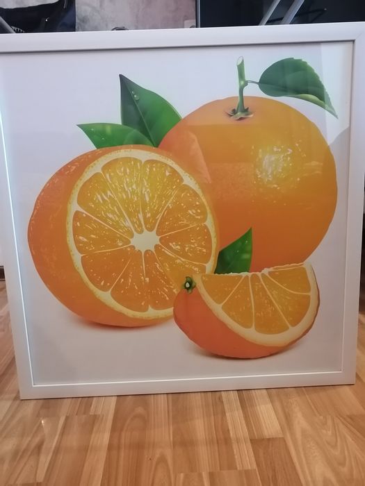 Картина в раме под стеклом