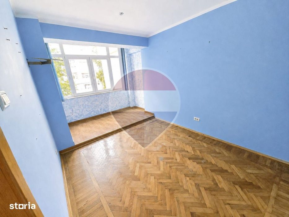 Apartament cu 2 camere de vânzare — fotografia 3