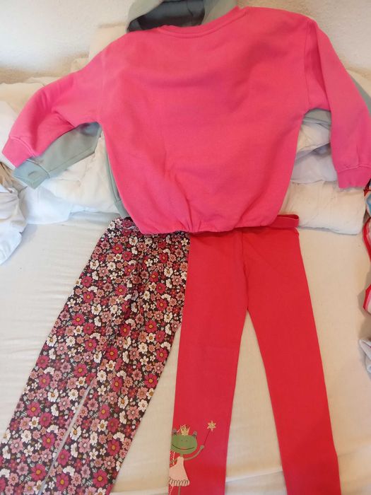 Комплект за момиче 6 г. -10 лв.