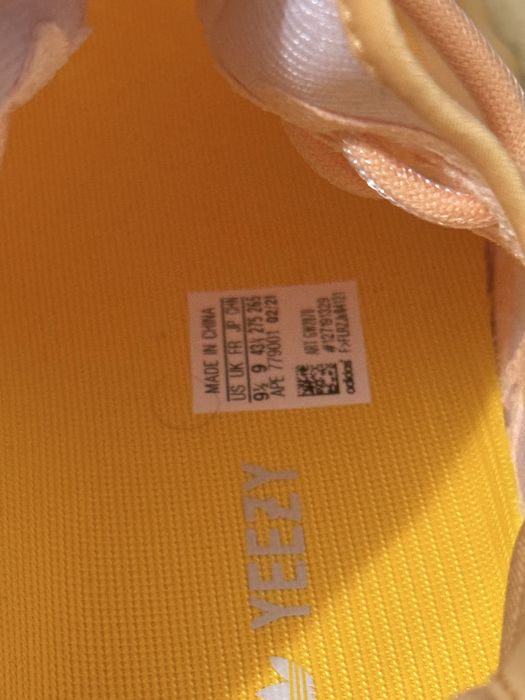 Yeezy 350 v2 Mono Clay 43 1/3