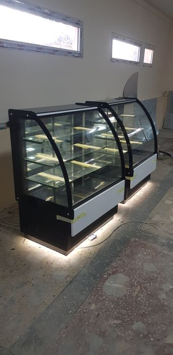 Холодильник витрина метровый