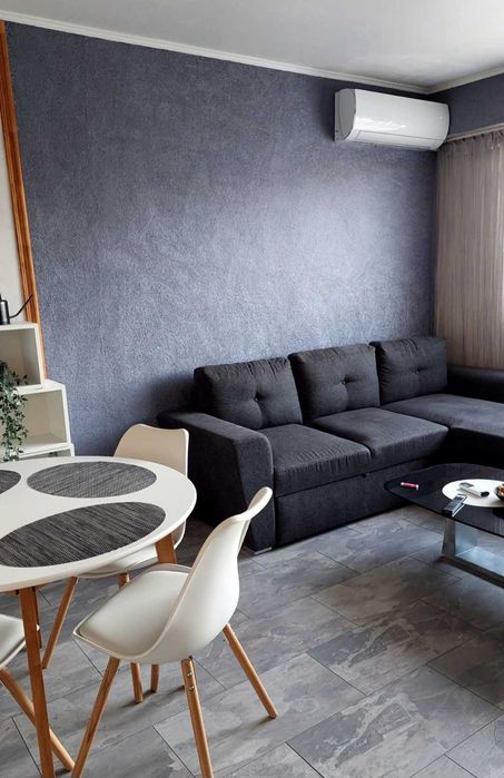 Дава се под наем Двустаен апартамент в Пирдоп - 63 кв.м за 306 € - Снимка #1