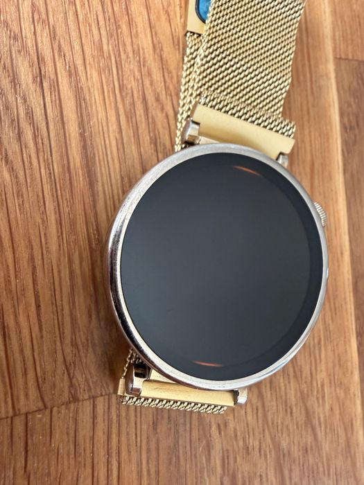 Смарт часовник Huawei GT 4