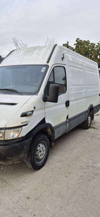 Vand Autilitara Iveco Daily 35s10 HPI (2.3 HPI).an fab 8.11.2005