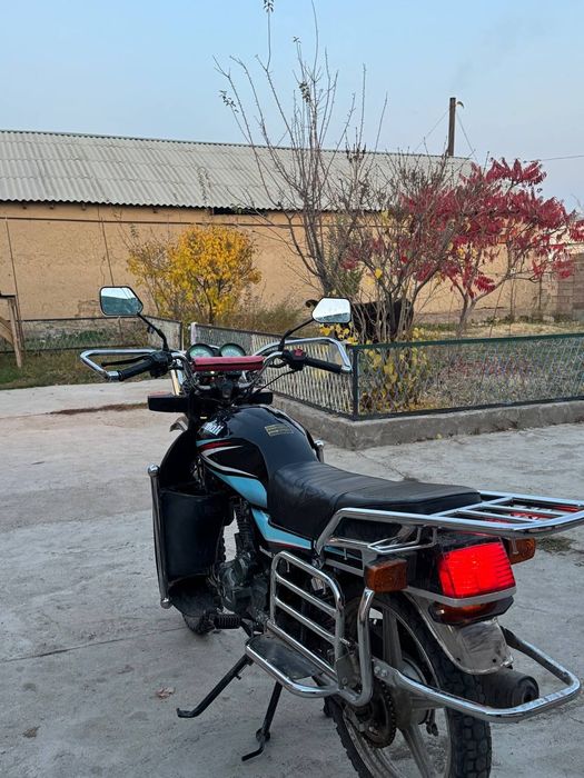 Мотоциклы бегали 200куб