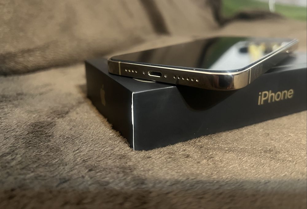 Iphone 12 Pro Max 128 gb gold златен 100 % батерия