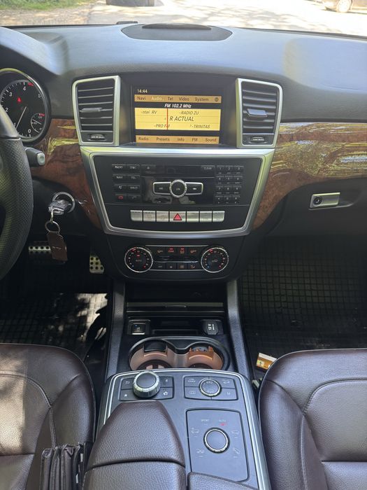 Mercedes ML350 4MATIC 3.0d 258cp Suspensie Aer Fiscal pe loc variante cu auto mai ieftin