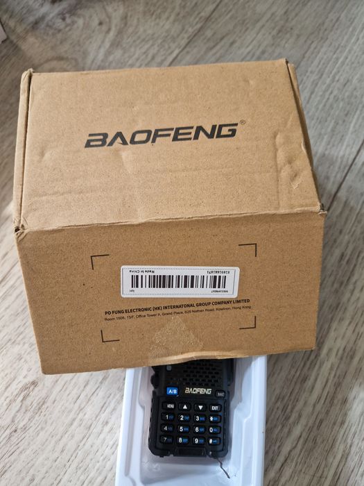 Продам рацию uv5r