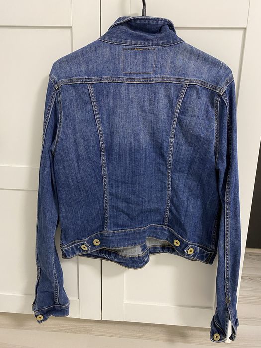Vand geaca de blugi H&M