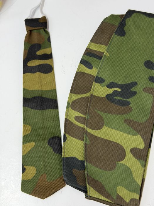 Пилотка 2000тг, галстук 1000 тг