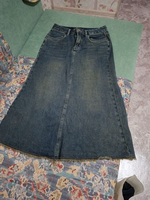 Продам женские джинсы,