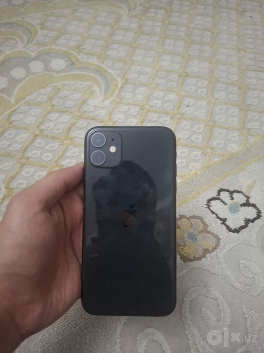 11  iphone 64 GB