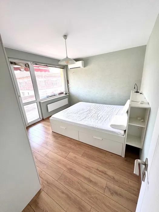 Дава се под наем Тристаен апартамент в Пловдив, Гагарин - 120 кв.м за 509.49 € - Снимка #4