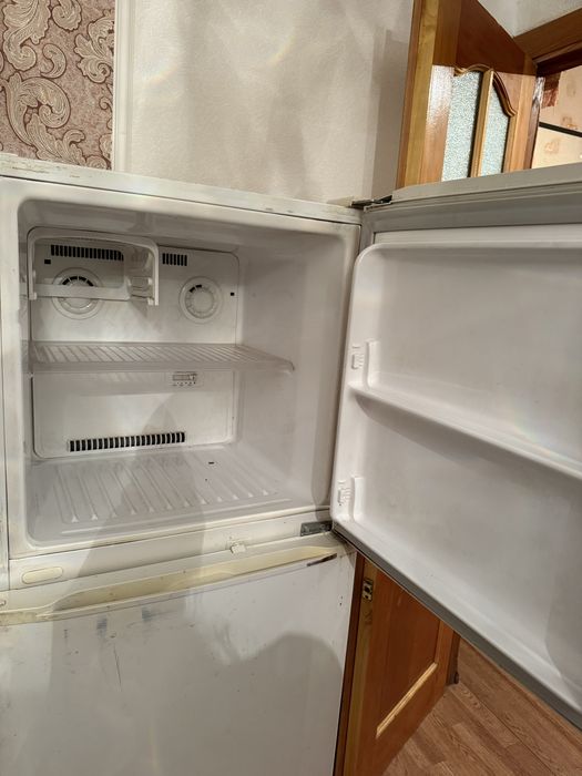 Продам холодильник дешево