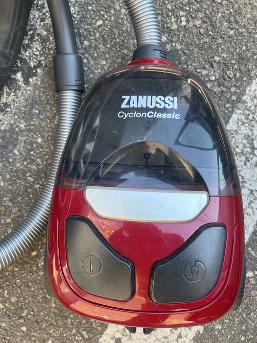 Aspirator zanussi cyclon